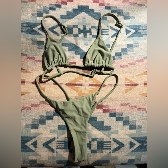*SOLD* Green Ark Swim Bikini Size Medium - Picture 2 of 2